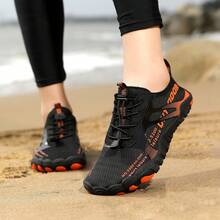 1双女士黑色防滑水鞋，户外赤足鞋，字母图案，透气速干鞋面，适合游泳池、冲浪、划船、钓鱼、海滩度假、溪流、潜水、瑜伽、健身房、越野跑等场合。 - 黑桔 - 查看 4