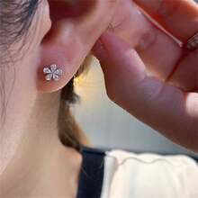 S925純銀水滴形鋯石櫻花耳釘,女性優雅簡約耳環 - 銀色 - 查看 8