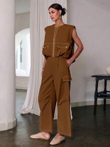 Sollinarry 女士夏季新款时尚宽松拉链无袖上衣和长裤两件套，裤子采用松紧腰设计，适合工作、度假、音乐节等场合，宽松版型，建议选购小一码。 - 棕色 - 查看 3