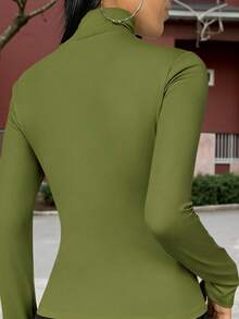 Áo thun nữ dài tay cổ cao màu trơn, dáng ôm, rộng rãi và thoải mái, đơn giản và dễ phối đồ, phù hợp cho mùa xuân, thu và đông, có thể mặc đi chơi tối, đi nghỉ mát, hàng ngày, đi làm, ở nhà, dạo phố, du lịch, ở sân bay, ăn trưa, v.v. Phong cách: Thường ngày/Tối giản/Y2K/Thanh lịch/Quyến rũ/Thời trang đường phố/Dễ thương/Sành điệu, phù hợp cho nữ mùa thu/đông, Halloween, Giáng sinh, ngày lễ giáo, áo khoác ngoài, hẹn hò, áo cơ bản, phong cách Hàn Quốc. - màu xanh lá - Xem 6
