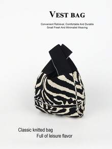 迷你轻便可折叠花卉钩编手提包、单肩包、托特包，时尚百搭，适合拍照、上学、度假、波西米亚风等场合。 - 黑與白 - 查看 6