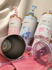 STANLEYo X LOVESHACKFANCYo 40oz / 1183ml Limited Edition Flowstates QUENCHERs H2.0 Tumbler With Straw. Floral-Core: Always In Style. Roses, Purple, Blue And White Flowers. Double-Wall Vacuum Insulation. Textured Comfort-Grip Handle. It's Very Suitable As A Gift. Can Be Used For Outdoor Sports, Heat Preservation Time Cold And Hot Water. Can Be Insulated, Exquisite Workmanship, Frozen Drinks, Beautiful Appearance. (Gift Box Packaging) - 40oz/1183ml - View 4