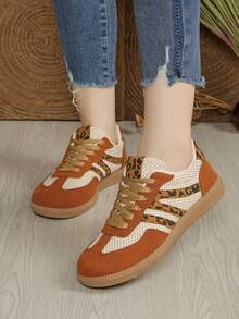 2025新款女士复古德式运动鞋，休闲运动鞋，学生时尚白色鞋 - 棕色 - 查看 4