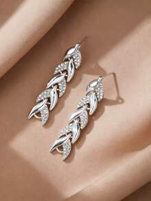 1 Paar modische, elegante, süße und charmante Ohrringe mit Strass-Fischgrät-Motiv, vielseitig für den täglichen Lässig-Look von Frauen, Festivals, Partys, geeignet als Geschenk für Familie, Freunde, Freundin - Weißes K - Übersicht 2
