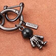 Car Keychain Astronaut Astronaut Pendant Leather Key Chain Ring Ornaments Creative Gifts For Men And Women Keychain Accessories - 黑色 - 查看 4