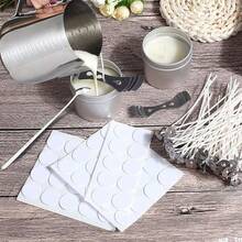 1 pieza Taza de acero inoxidable para derretir y verter cera de vela, Olla de vertido marcada de doble cara de 19 onzas con asa, Apta para manualidades de fabricación de velas y jabones DIY, Olla para derretir velas con pico antideslizante - Plateado - Ver 4