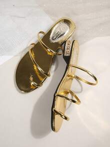 Sexy Gold Strappy Toe Ring Sandals, Low Heel Slides For Women - Gold - View 7