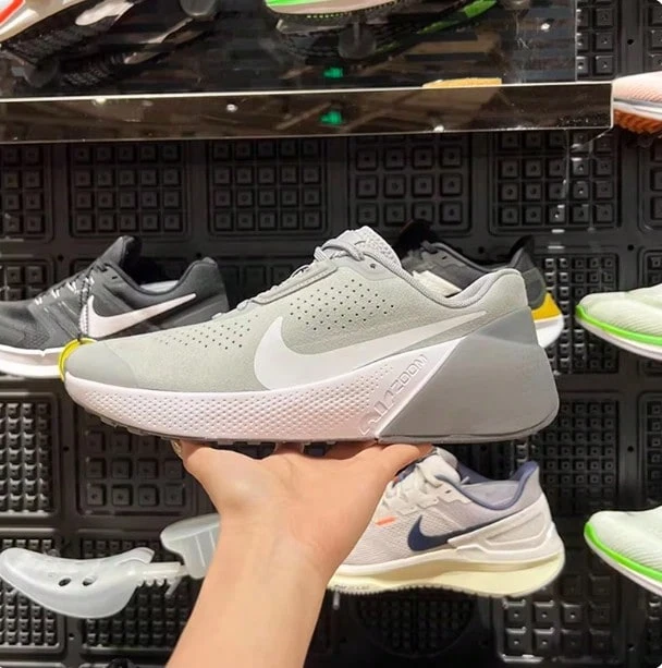 Nike 男士 Air Zoom TR 1 透气耐用训练跑步鞋 - 灰色 - 查看 1