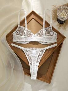 Sexy Lingerie Spring And Summer White Bride Lace Skeleton Bra Set, Breathable Mesh Sexy European And American Style Underwear Two Pieces Set, Promiscuous Clothing, Exotic Women's Underwear, Sexy, Fantasy Fantasy, Transparent Bra, See Through Clothing, Hot, Erotic, Bedroom Clothing, Erotic Couple Dating - White - View 7