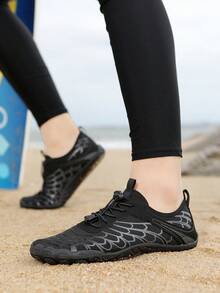 1双女士夏季新款沙滩涉水鞋水上运动速干赤脚水鞋，适合海滩度假、露营、派对、游泳、冲浪、漂流、健身、瑜伽、健身房锻炼 - 黑色 - 查看 5