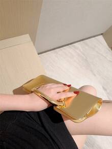 1个时尚金属装饰迷你盒形手拿包，优雅闪亮的金属条点缀女士手提包，奢华质感，适合晚礼服、派对、婚礼、舞会等场合，配有金属链 - 金色 - 查看 7