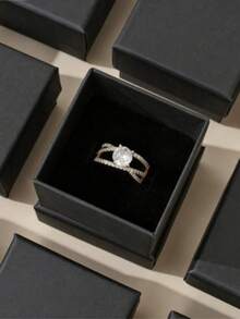 12个优雅多用途珠宝礼盒，完美适用于耳环、戒指、项链和吊坠——是节日礼物、圣诞节、情人节和返校庆祝活动的理想之选，确保您的礼物闪耀着时尚和精致的光彩，适合任何场合和特殊时刻。 - 黑色 - 查看 4