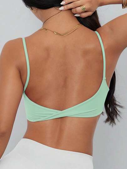 ATTRACO Women's Christmas Sports Bra, Twist Back Design Fashion Solid Color Sports Tank Top, With Removable Pads, Suitable For Yoga, Fitness And Running