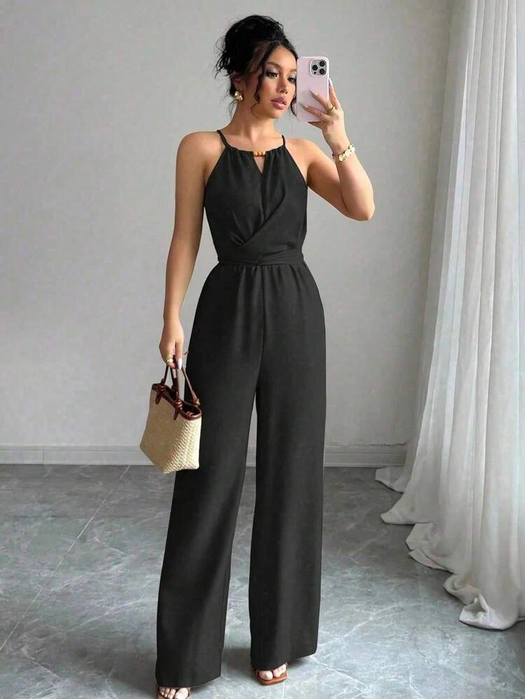 Macaquinho Longo Feminino Primavera Verão, Tecido Amarrotado, Cintura Amarração com Contas e Botões Design Casual - Preto - Visão 2