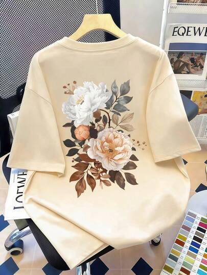 Plus Size Women's Floral Round Neck T-Shirt, Suitable For Summer Vacation, New Year, Valentine's Day, Mother's Day And Other Occasions. Casual Summer Top. Suitable For Summer Vacation, Beach, Resort Wear, Spring, Women's Summer