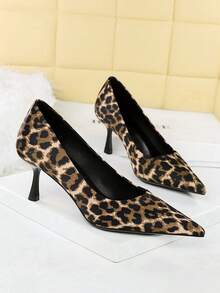 European & American Pointed Toe Leopard Print Sexy Stiletto Commuting & Casual Low Vamp Elegant Ladies' Pumps - Leopard Print - View 5