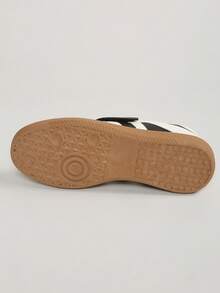 2025新款女士复古德国训练鞋、休闲运动鞋、学生时尚运动鞋 - 白色 - 查看 3