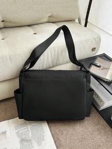 男士拉链设计大容量休闲通勤单肩包