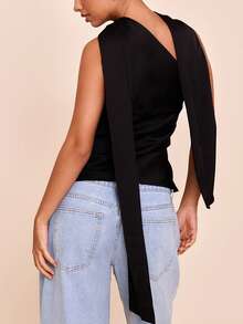 Camiseta de satén de un solo hombro para mujer, top elegante con cuello drapeado en caqui, blusa de fiesta asimétrica brillante tipo seda, blusa de noche sofisticada sin mangas - Negro - Ver 3