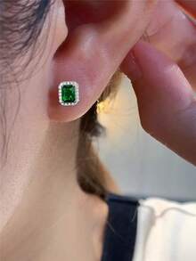 Pendientes de botón de plata de ley 925 con circonita cúbica geométrica cuadrada, joyería de alta calidad para mujeres - Plateado - Ver 10