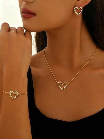 3件套新款创意爱心简约日常百搭项链叠戴优雅锁骨饰品套装