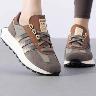 Adidas Pantofi sport unisex casual confortabili RETROPY noi