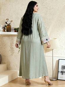 2026 New Style Ramadan Traditional Elegant Embroidered V-Neck Long Sleeve Dress For Women - Green - View 10