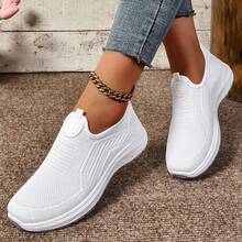 Women's Athletic Shoes, Available In Plus Sizes, Slip-On Design, Lightweight And Breathable Mesh Upper, Slip-Resistant And Shock-Absorbing, Machine Washable, Sporty Style, Tennis Shoes, Perfect For Everyday Wear, Running, Fitness, Travel, And Shopping, Making A Great Women's Day And Mother's Day Gift. - 白色 - 查看 3