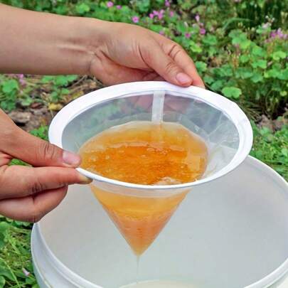 1pc Multi-Specification Nylon Filter, Suitable For Juice, Soy Milk, Honey, Coffee Manual Mesh Filter, Durable Conical Filter Screen, Used For Honey And Liquid Filtration, Effectively Remove Impurities, Suitable For Various Liquid Filtering Tasks