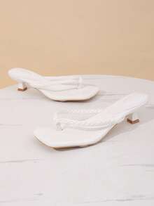 柔软皮革方头宽带坡跟凉鞋，编织人字拖，百搭细跟人字拖，女士 - 白色 - 查看 4