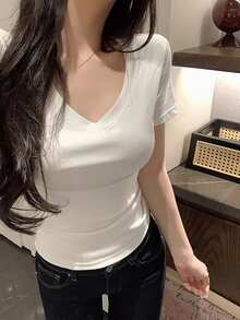 Women's Slim Fit V-Neck Short Sleeve Cropped T-Shirt, Summer - White - View 8