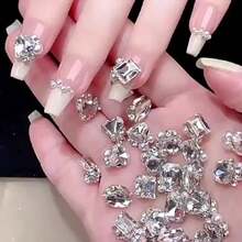 48-Piece Crystal Stud Nail Art Accessories Trending Ultra-Shimmering Heart-Shaped Square 3D Nail Studs For Luxury Bridal Nail Art, DIY Phone Case Packaging Decorations 3D Sparkling Crystal Accessories - 混合裝/48pcs - 查看 11