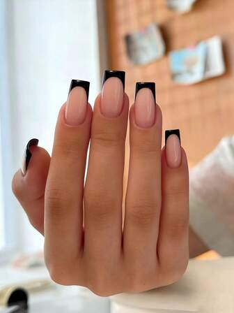 24 piezas de pegatinas de uñas cuadradas medianas ¡para mejorar tu look al instante! Pegatinas de manicura francesa negra estilo niña dulce, pegatinas de manicura rosa suave, pegatinas de uñas postizas de cobertura completa adecuadas para mujeres y niñas. Incluye 1 hoja de pegatinas adhesivas y 1 lima de uñas mini, gel de gelatina, entrega aleatoria.