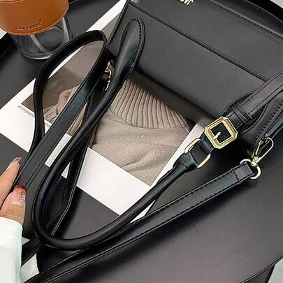 Multifunctional Sling Bag, Lightweight Adjustable Waist Pouch With Multiple Zipper Compartments