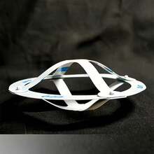 1个反重力UFO悬浮圆盘 - 飞碟派对游戏，悬浮效果稳定，无需电源，需自行组装，互锁玩具套装，适用于万圣节、圣诞节、生日派对、街头表演、魔术表演 - 塑料材质，适合室内/室外使用 - UFO装饰和互动娱乐玩具，节日展示，色彩鲜艳，易于安装，气垫船装置，活动策划 - 銀色 - 查看 4