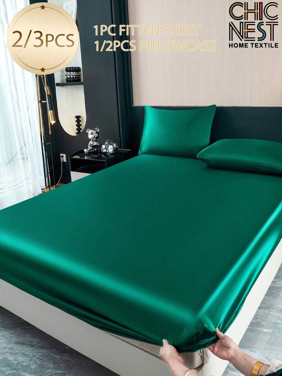 2/3件套纯色深绿色缎面床笠套装，仿丝绸质感，含1个床笠和1/2个枕套（不含枕芯），现代柔软床上用品套装，适用于家用特大号、大号、标准双人床、单人床等多种尺寸，床笠深度可达11.8英寸，透气防皱，提升睡眠质量，可机洗。 - 墨綠色 - 查看 1