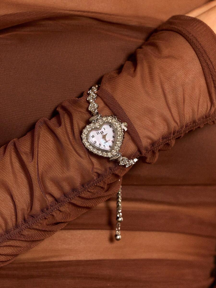 Glisma 1 件女士银合金爱心形手表，配有优雅的阿拉伯数字表盘和石英机芯。手镯款式，尺寸易于调整，适合日常佩戴和装饰，可作为返校学生的礼物 - 銀色 - 查看 1