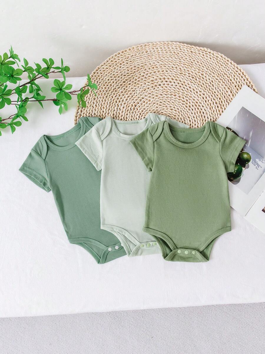 Set de 3 monos informales y cómodos con cuello redondo y manga corta, de moda y de diversos colores, para bebé niño