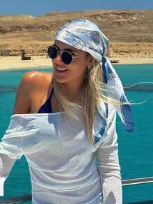 Pañuelo de gasa floral azul claro de 90x90cm, protección solar de viaje, pañuelo casual, regalo - Celeste - Ver 1