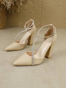 Scarpe eleganti da donna con tacco a spillo e punta affusolata, con design traforato, adatte per feste e occasioni speciali, disponibili nei colori nero, argento e bianco - Albicocca - Visualizzare 5