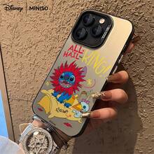Miniso Disney Stitch Phone Case ALL HAIL The KING Slogan With Lion King Parody Design Playful & Whimsical Disney Accessory Suitable For IPhone 17/17 Pro/17 Pro Max/17 Air/16/15/14/13/12/11/X Series Iphone 17 Pro Max Case Iphone 17 Pro Case Iphone 17 Case Stocking Stuffers The Girlfriend The Chosen Early Fall Fashion - 粉色 - 查看 4