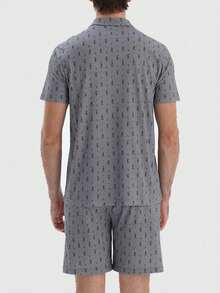 Men's Lightweight Cactus Print Short Sleeve Shirt & Shorts 2 Pieces Pajama Set, Casual & Comfortable Summer Loungewear - Grey - View 5