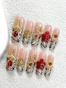 10 Peças Adesivos de Unhas Estilo Palácio Requintado, Varinha Dourada com Strass Vermelho Cintilante, Floral de 5 Pétalas Vermelhas Pintadas à Mão, Coração Entalhado em Rosa, Decoração de Unhas em Cruz Dourada, Arte de Unhas com Listras Pontilhadas Pretas, Esmalte Branco, Inclui Ferramentas de Unhas (1 Adesivo de Gelatina + 1 Lixa de Unhas), 3 Opções de Tamanho - Multicolorido - Visão 18
