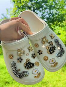 18pcs DIY Garden Shoe Rhinestone Black Swan 3D Cute Flower Shoe Accessories - Black Rhinestone Chain Shoe Flower Detachable Decor, Suitable For Beach Shoes, Hollow Shoes, Holiday Gifts, All Seasons - Black - View 1