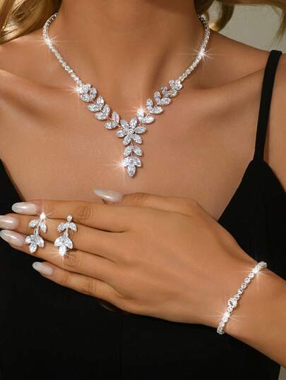 3pcs/Set Hollowed Out Maple Leaf Design Bridal Women's Fashionable Crystal Necklace Set, Luxurious Jewelry Set Suitable For Weddings, Birthday Gifts, Parties.