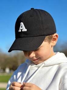 1顶幼儿字母图案棒球帽（A-Z），可调节魔术贴，防晒帽，适合1-5岁儿童，时尚黑色休闲日常帽 - 黑色 - 查看 2