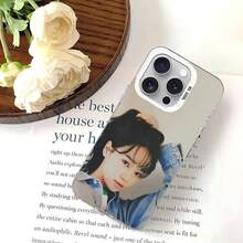 Funda para teléfono Singer K-Kim C-Chaewon, elegante, plateada, a prueba de golpes para 17, 16, 15, 14, 13, 12, 11 Pro Max, Plus - Z1 - Ver 7