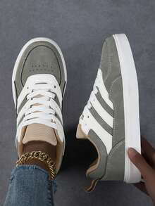 Baskets décontractées pour femmes, chaussures blanches mode streetwear, chaussures de skate légères