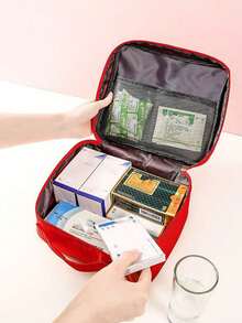 1pc First Aid Kit, Insulin Storage Bag, Medicine Organizer, First Aid Box, Medical Bag, Emergency Bag, Medicine Pouch, Portable Medicine Storage Bag, Travel First Aid Kit, Home First Aid Box, Travel Health Medicine Organizer, Suitable For Home, Travel, Anti-Epidemic, Soft Texture, Resistant To Daily Wear And Tear, Multiple Compartments And Mesh Pockets To Neatly Store Various Medicines And Medical Supplies Such As Tablets, Ointments, Cleaning Swabs, Etc.