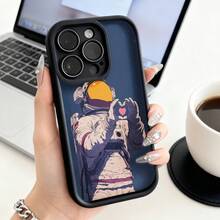 Funda de teléfono de moda, compatible con varios modelos de ,  y , funda de teléfono astronauta haciendo un corazón con las manos, diseño temático espacial compatible con modelos de ,  y , protector de teléfono, funda de pareja, regalo para amantes, presente de vacaciones, este es un regalo popular para amigos o socios, adecuado para ocasiones de negocios. Duradera, resistente a las manchas y a las huellas dactilares, esta nueva funda para teléfono de hombres y mujeres es un gran regalo. - Café integral - Ver 1